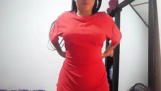 Yuli lagi asik masturbasi di depan umum, aku suka banget dientot 24 jam sehari