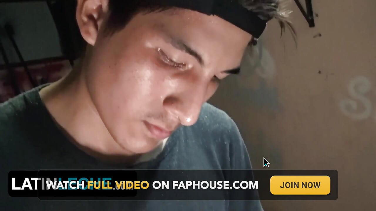 Latin Leche - Straight Latino Sucks The Uncut Dick Of A Stranger And Takes It Bareback From Behind