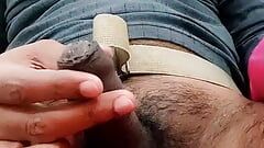साटन रेशमी हाथों से चुदाई पोर्न - लंड सिर रगड़ना भाभी सलवार (109)