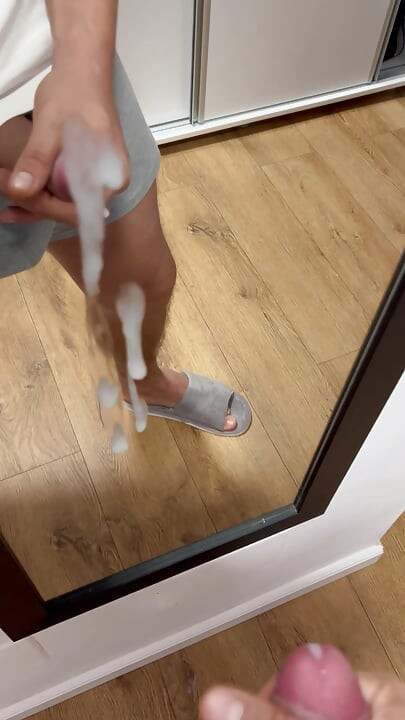 Thick cock cum on mirror