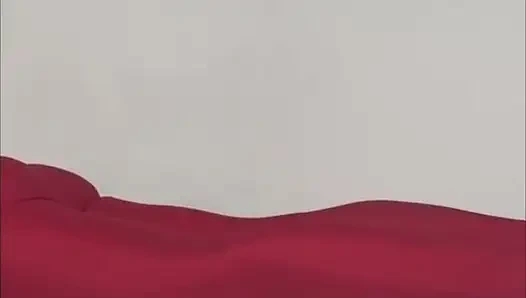 Kırmızı sıkı taytlı yoga