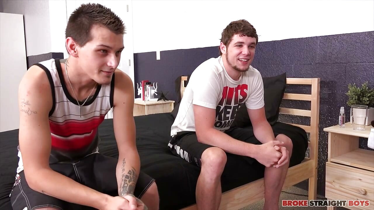 Guy Gets Fucked in the Ass & Cums