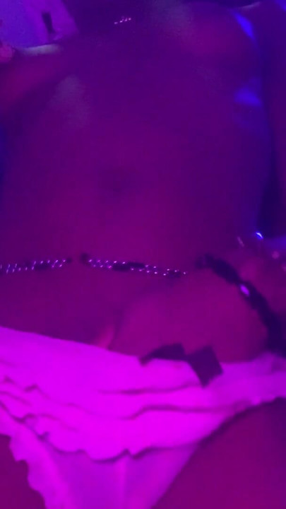 Real Homemade Amateur Sexy Dance With Hot Ebony Teen Grinding Bubble butt on my hard cocK close  up | Clip 1