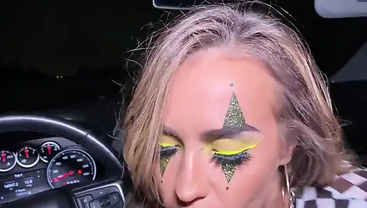 Aku tersesat di hutan saat kegelapan saat halloween tiba-tiba aku dientot habis-habisan di tengah malam