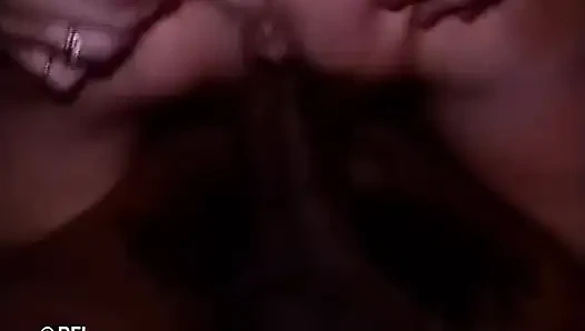 Ibu tiri ngentot sama pria kulit hitam