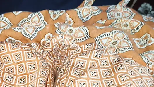 Old buddi aunty ki hot salwars soot me kapra kholi