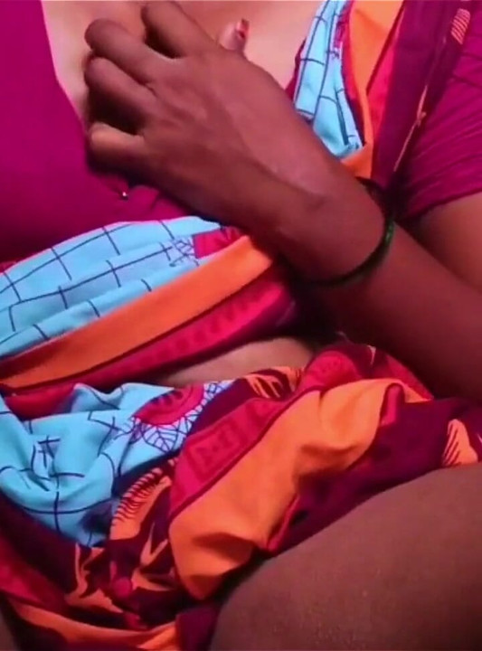 Ammu Romance Mood Pokazuje