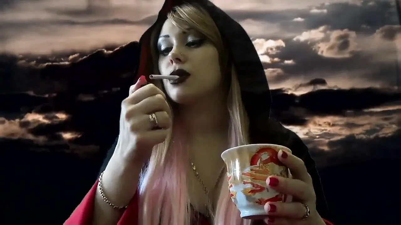 Evil Giantess vampire will do a little bit more holes in your tiny body