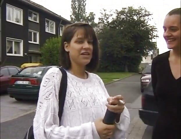 Pee Sex and Pregnant Sexy Girl