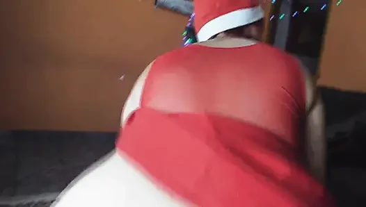Aku memergokinya saat Natal