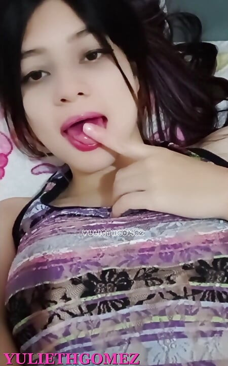 Her Ass Is Better Than Her Vaginal Yuliethgomez ( Casero Real)