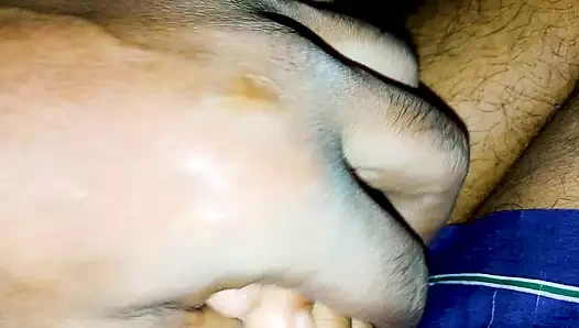 Hot Desi Body Pussy Massage