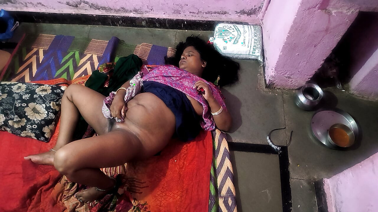 Viral sexy video of a Bangladeshi maternal uncle in law and niece in law