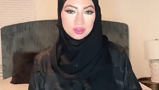 JOI Arab di Abaya