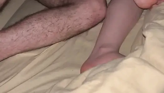 Üvey kız kardeşim geceleri ona girmemden hoşlanıyor