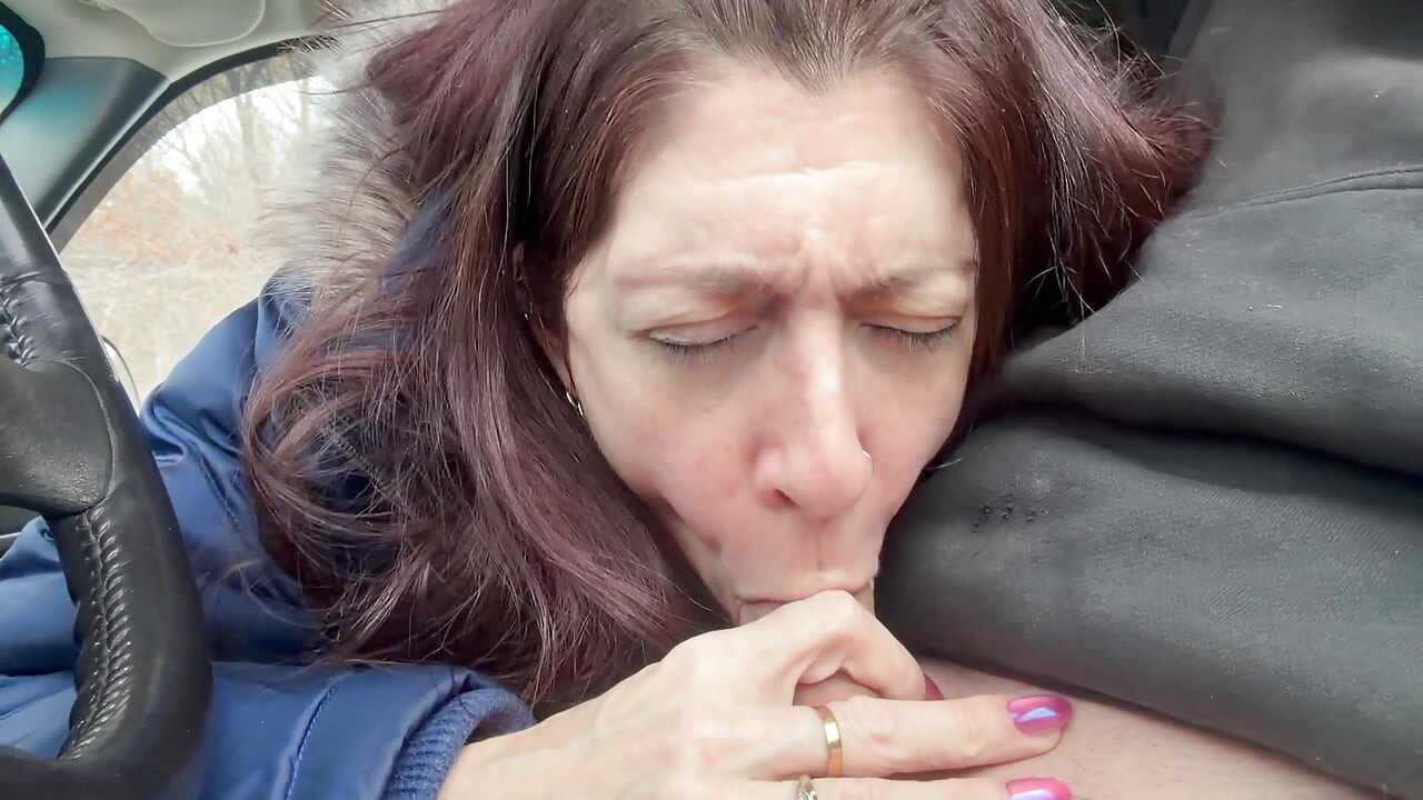 Sucking and swallowing cum