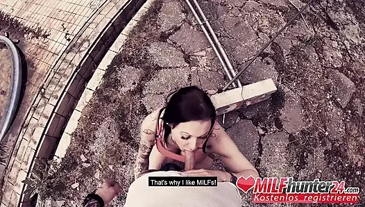 Tante seksi hunter ketemu sama tante nakal pecinta anal dan ngentot semua lubangnya di luar ruangan