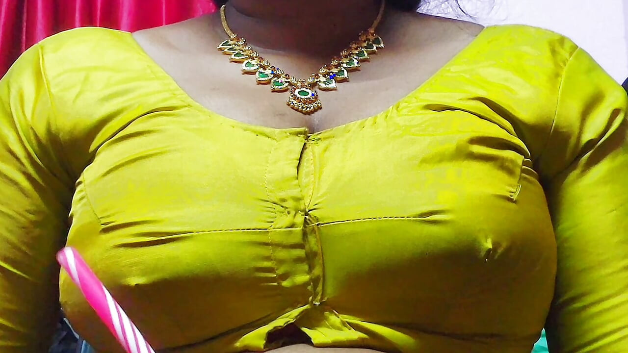 Aunty Seduced Her Boyfriend With Her Boobs
