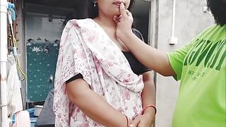 Romance casal ama casamento sexy bhabhi Ne Mera terra Chus Liya ao ar livre mein fodendo hindi audio show