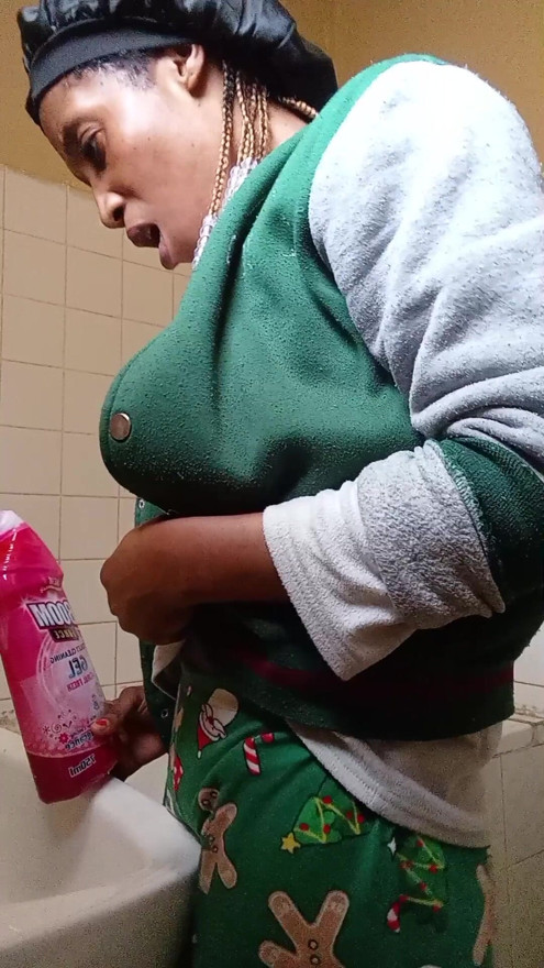 Housemaid fuck her self while she is cleaning | Clip 1