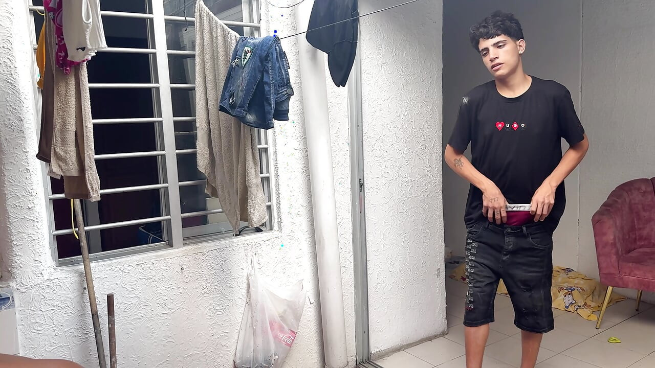 Threesome with my stepson and his stepsister ends in a fantasy dreamed of by any boy.