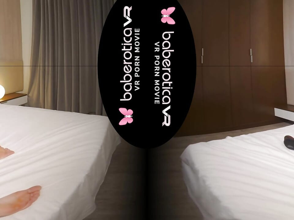 Miss Nikki Hill From the Ukraine Wants to Masturbate for You in VR