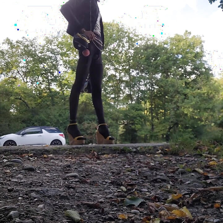 Exhibit P🚗U B L I C en Pute on a Parking Lot in the Forest, at La Faisanderie 91. Fanciful Tights, Thong [4sep25] Meet CoKiiNE! VaneSsaBiTCHx
