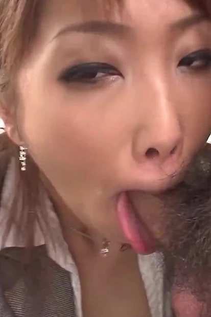 Japanese teacher masturbates and gives a blowjob in class