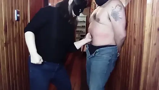 Удар в стену