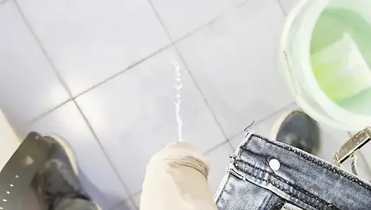 Ateşli Hintli kız banyo videosu viral