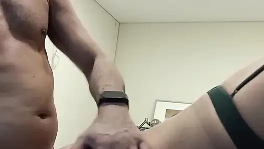 Mein Nachbar Hat Mich Eingeladen, Am Sonntag Einen Schönen Sex Zu Haben