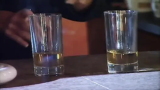 Pantat bahenol tante seksi ini dientot habis-habisan sama pacarnya