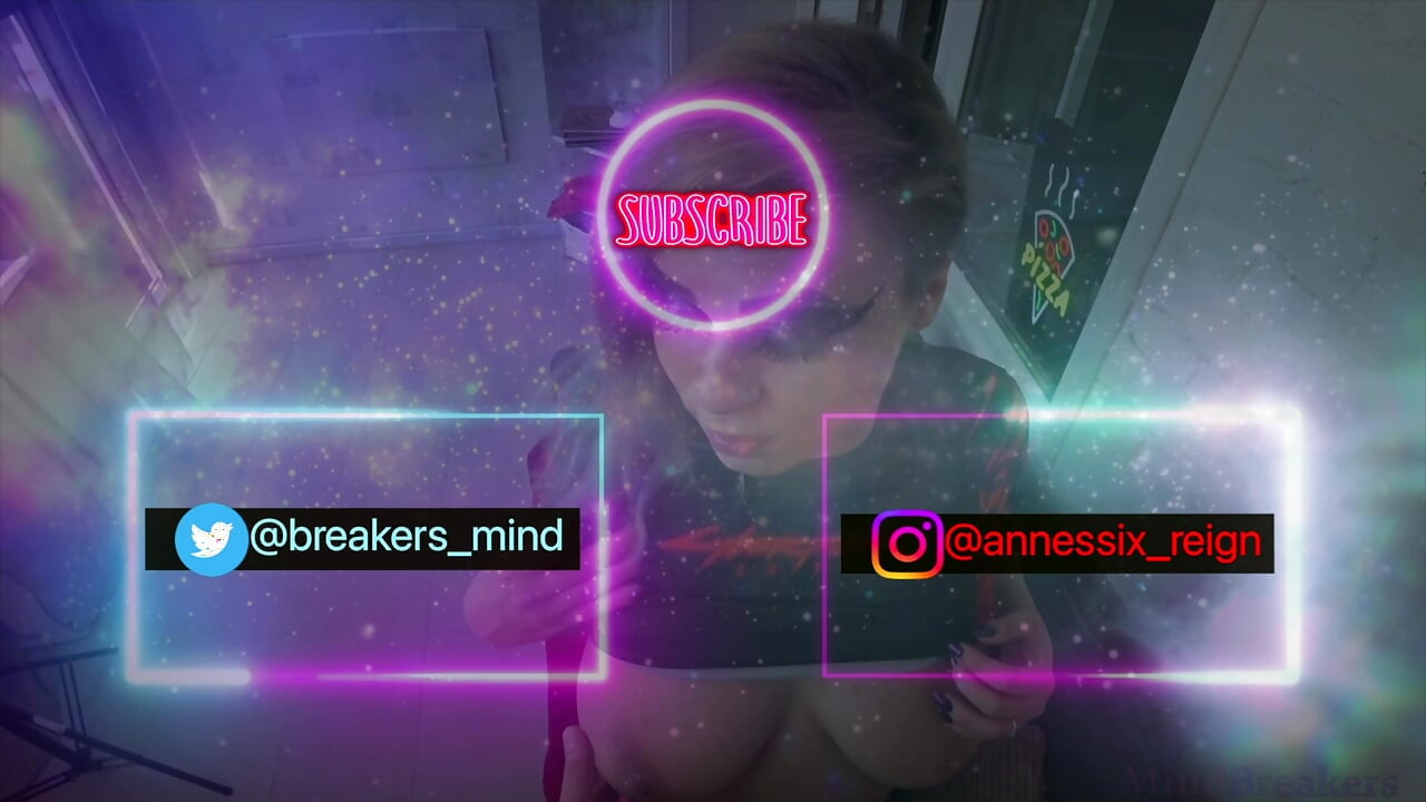 Sexy Stepsister Trains Her Mouth in 69