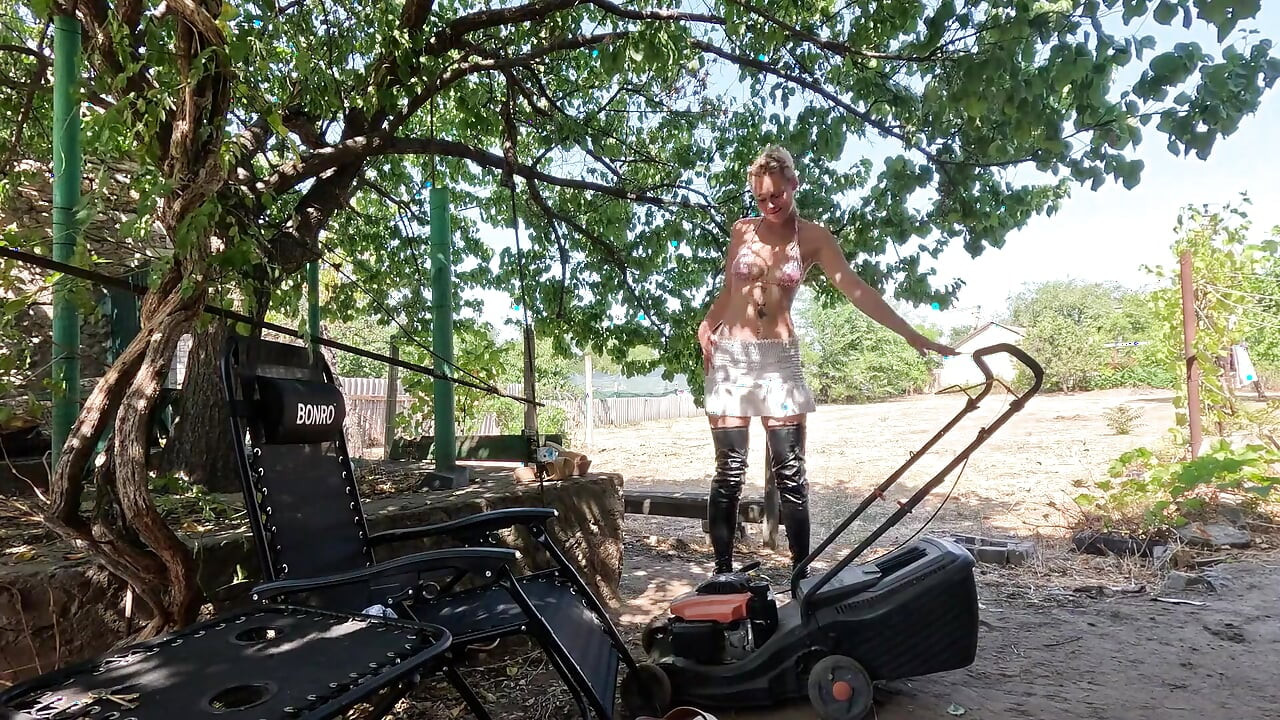 Cranking in Sexy Platform Shoes Lawn Mower & Car Wont Start