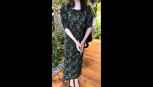 Bölüm 1 "Arkaya söndür" Sara (38), 18 yıldır ilk kez hamile kalmak isteyen bekar. Hamilelikten defalarca daha güçlü cinsel arzuya sahip güzel olgun bir kadına büyük
