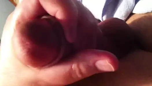 Yatmadan önce küçük masturbasyon yapın.