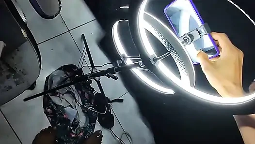 Memecah jalang kembali untuk faphouse 9