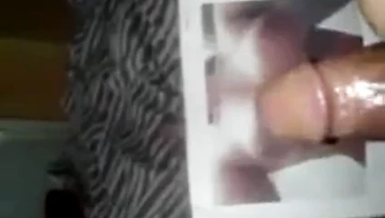 Nicerounda krikolar kapalı için benim memeler