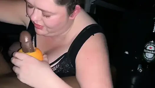 YoungEnglishBbw соблазняет большой черный член Nata4Sex, глубокая глотка в греймпфруте