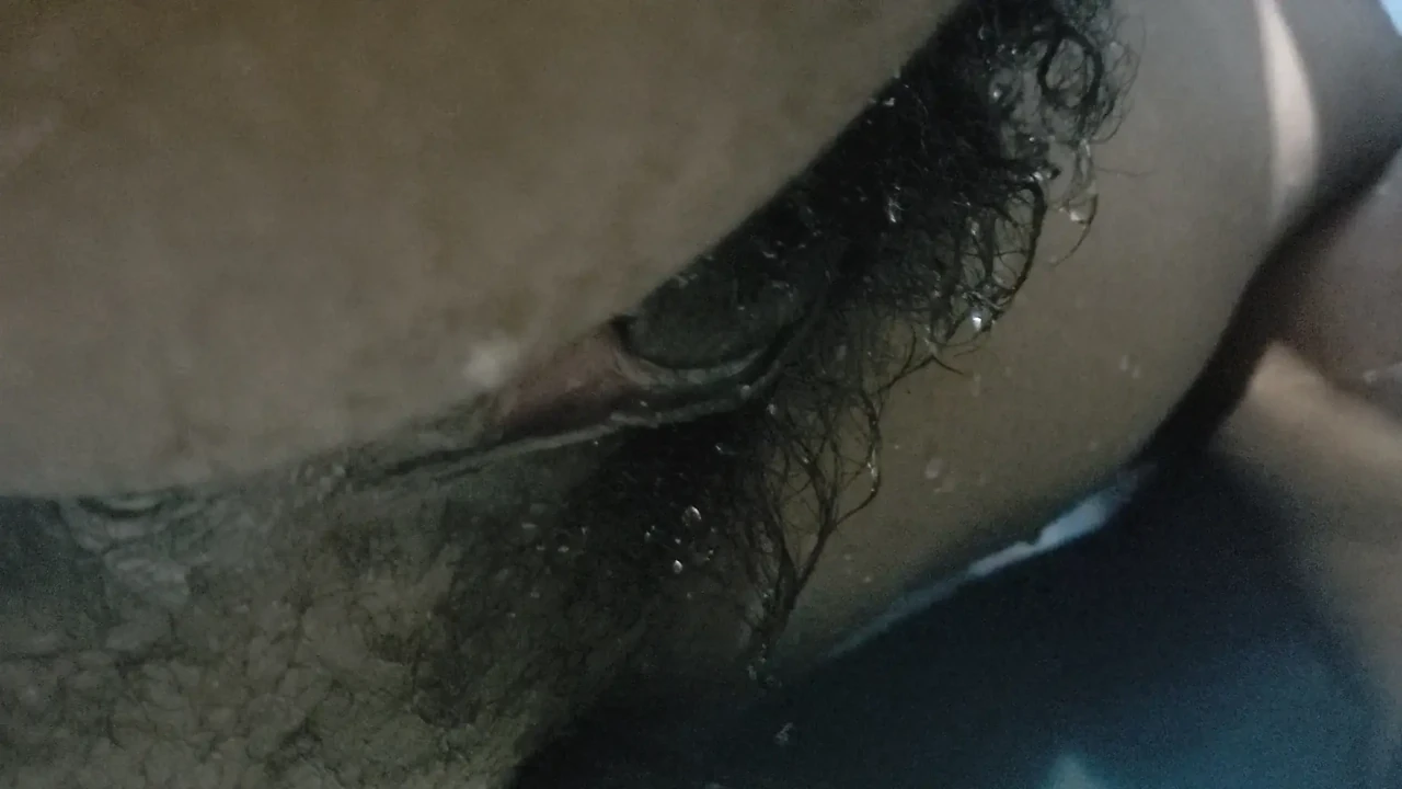 Hot Wife Big Pussy Standing Up On Water, Homemade Sex & Hairy Pussy Close up Carrying