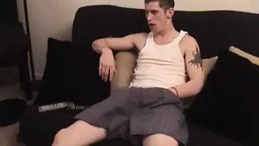 Amateur Straight Boy Marshall Beats Off