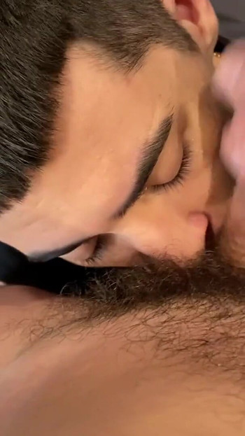 Epic moment from "Gay sex and big double cumshot"