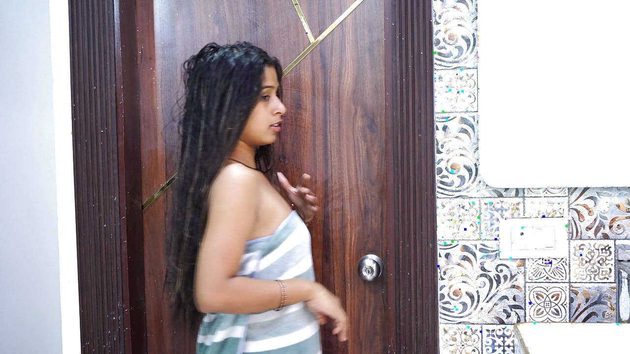 Indiana menina chama seu namorado em casa depois do banho vídeo completo