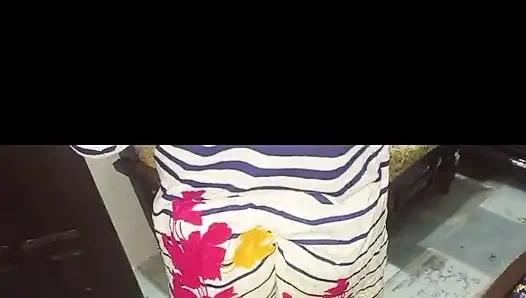 Seks pertama bhabhi dan devar di rumah