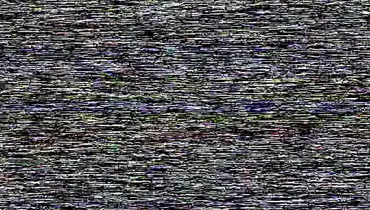 Teeny Throne трахает хуй ее тугое очко