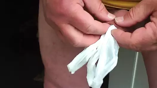 Plastik torba ile sünnet derisi