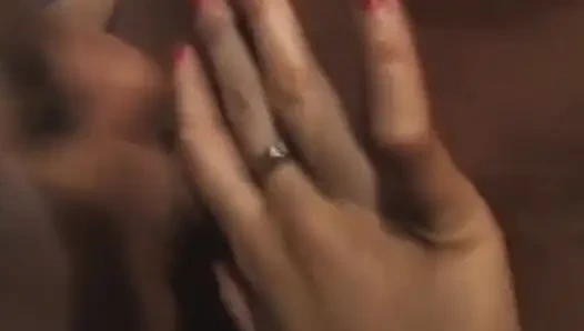 Муж наблюдает, как жену долбят