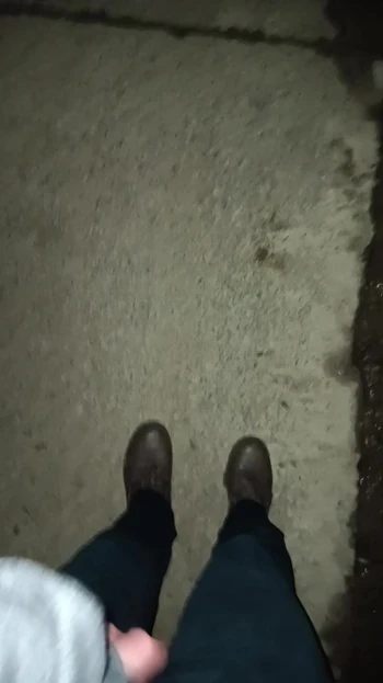 Jerking off outside