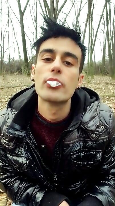 I Found Straight Friends Condom After Night Picnic, so I Enjoy His Cum