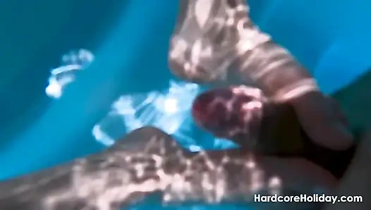 Смотри, как я заставляю кончить моего бойфренда моими ступнями! Rebecca Volpetti для хардкорногоHoliday